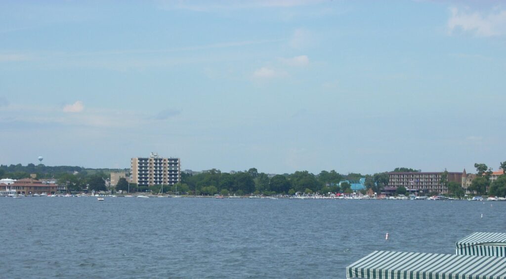 Limo Service Chicago to Lake Geneva