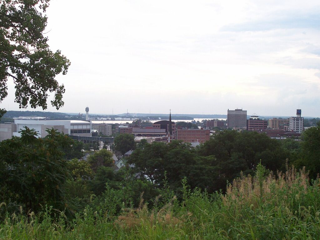 Limo Service to Moline 